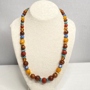 Liz Claiborne Necklace Multicolor Beads And Gold Tone Discs